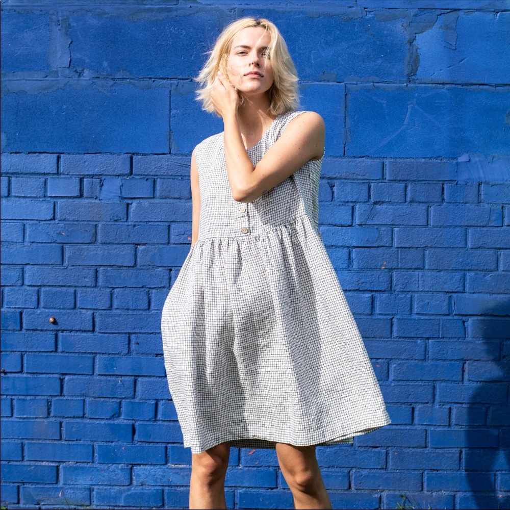 Not Perfect Linen MAMA DRESS